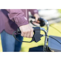 Die moderne Hausfrau 3 Rad Rollator Actimo Delta mit Drahtkorb und Stofftasche, faltbar