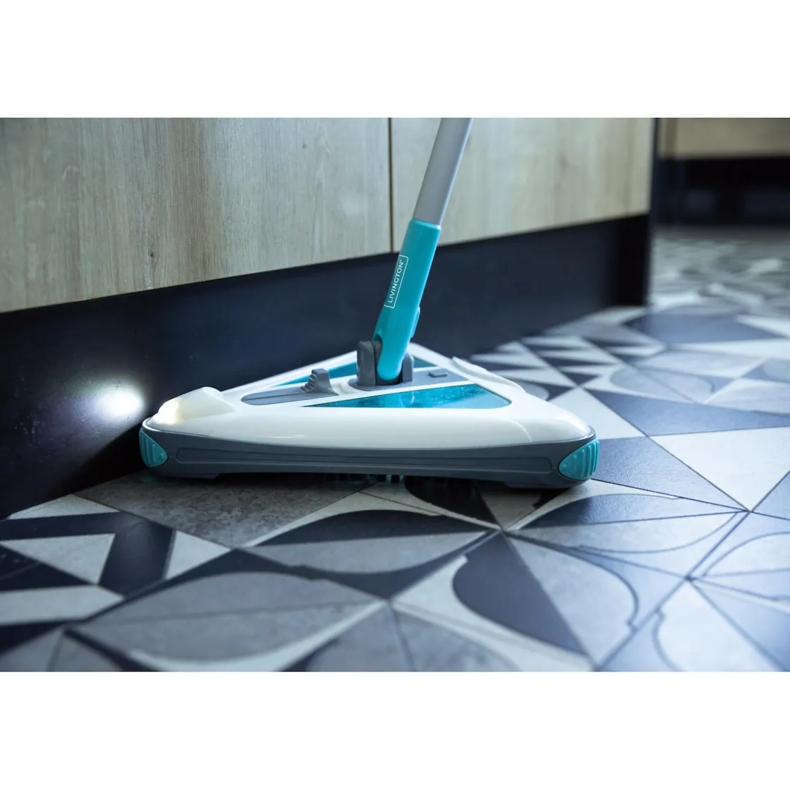 Wischer|Die moderne Hausfrau Akkubesen Livington Deeper Sweeper