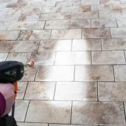 Die moderne Hausfrau Akku-Druckreiniger Hammersmith HydroBlast