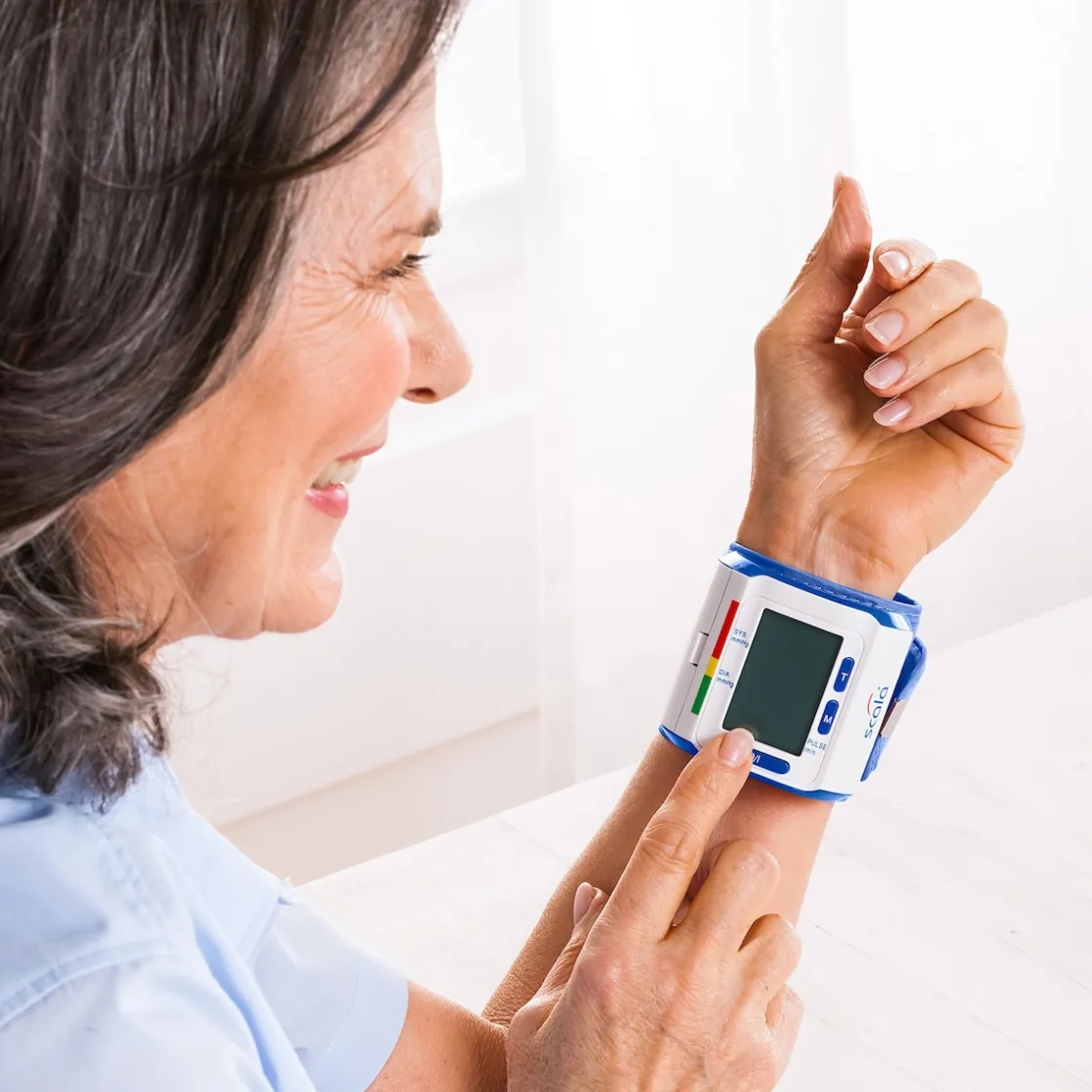 Blutdruckmessgeräte & Pulsoximeter·Handgelenk-Blutdruckmessgerät|Die moderne Hausfrau Blutdruckmessgerät "SC 6400"