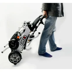 Die moderne Hausfrau Falt-Elektrorollstuhl M40