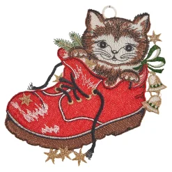 Fensterbilder|Die moderne Hausfrau Fensterbild-Stickerei aus Plauener Spitze Katze im Weihnachtsschuh