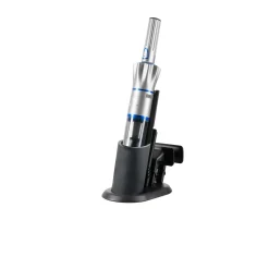 Staubsauger|Die moderne Hausfrau Hand und Bodenstaubsauger 