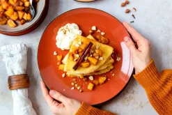 Geschirrsets|Die moderne Hausfrau Kombiservice, Steinzeug METALLIC RIM Rot, Braun, Orange, Beige