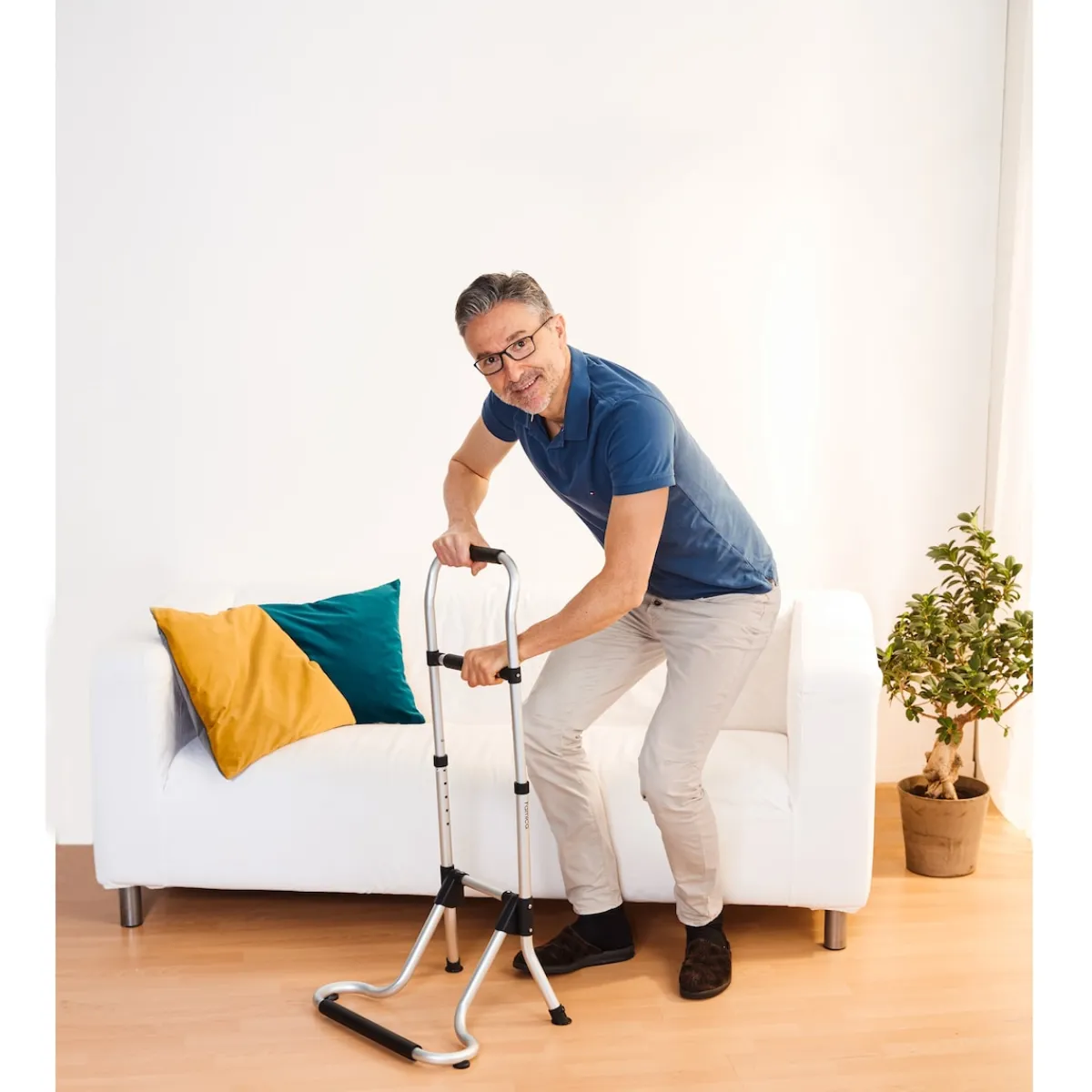 Die moderne Hausfrau Mobile Aufstehhilfe