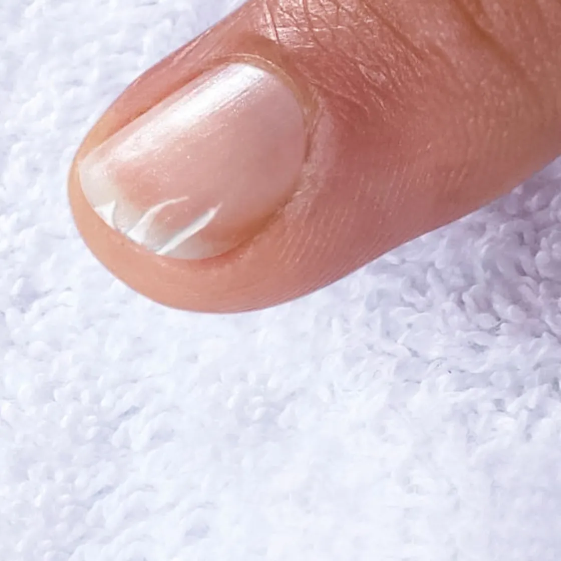 Nagel- & Fußpflegeprodukte·Nagellack|Die moderne Hausfrau Nagelversieglungsgerät + Gratis Nagelhärter, 12 ml