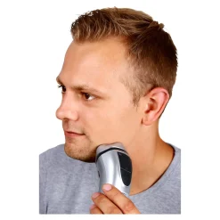 Die moderne Hausfrau Rasierapparat