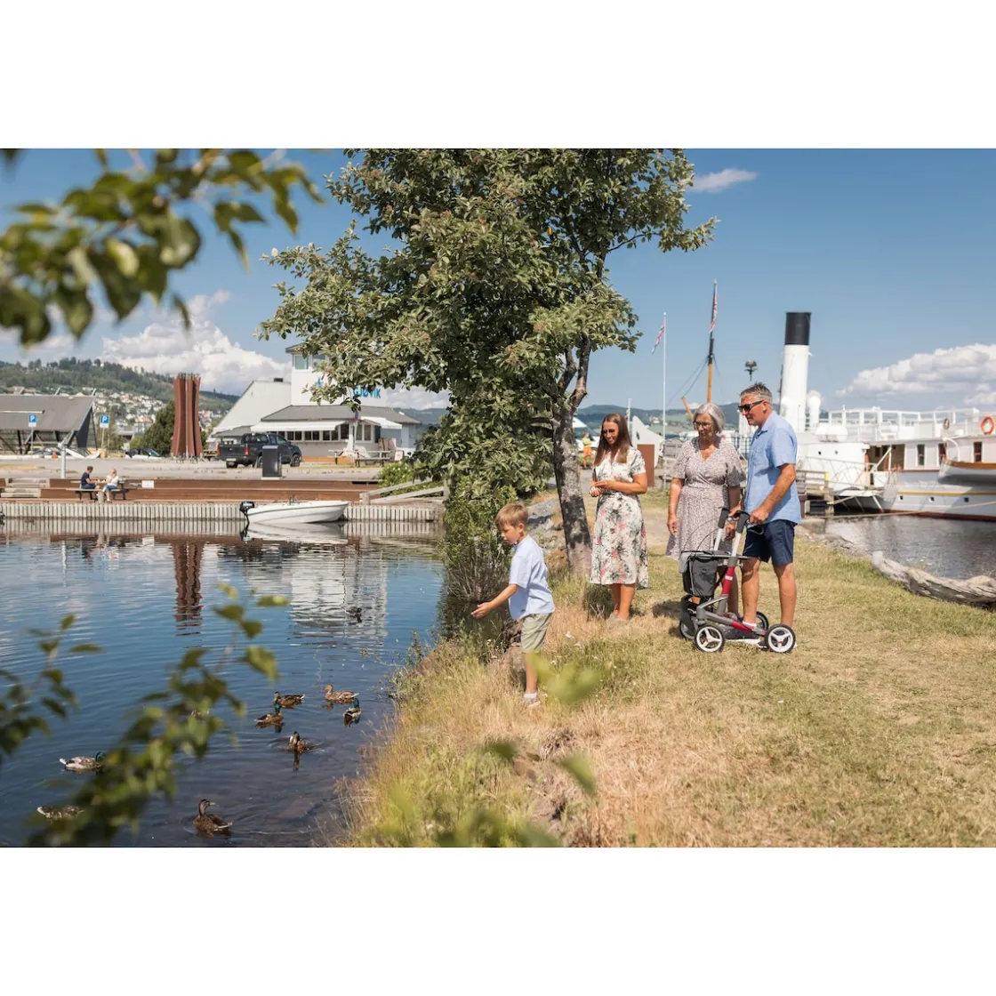 Rollatoren|Die moderne Hausfrau Rollator Troja 5G M, faltbar, höhenverstellbar türkis