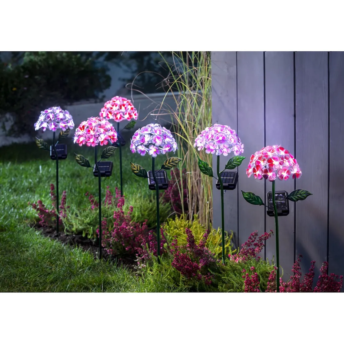 Gartendekoration ·Gartenstecker|Gartendekoration ·Solarleuchten|Die moderne Hausfrau Solar-LED-Gartenstecker „Blütentraum“, 1 Stück lila