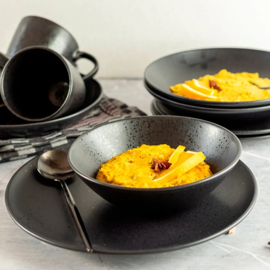 Geschirrsets|Die moderne Hausfrau Speiseteller-Set, Steinzeug Essential